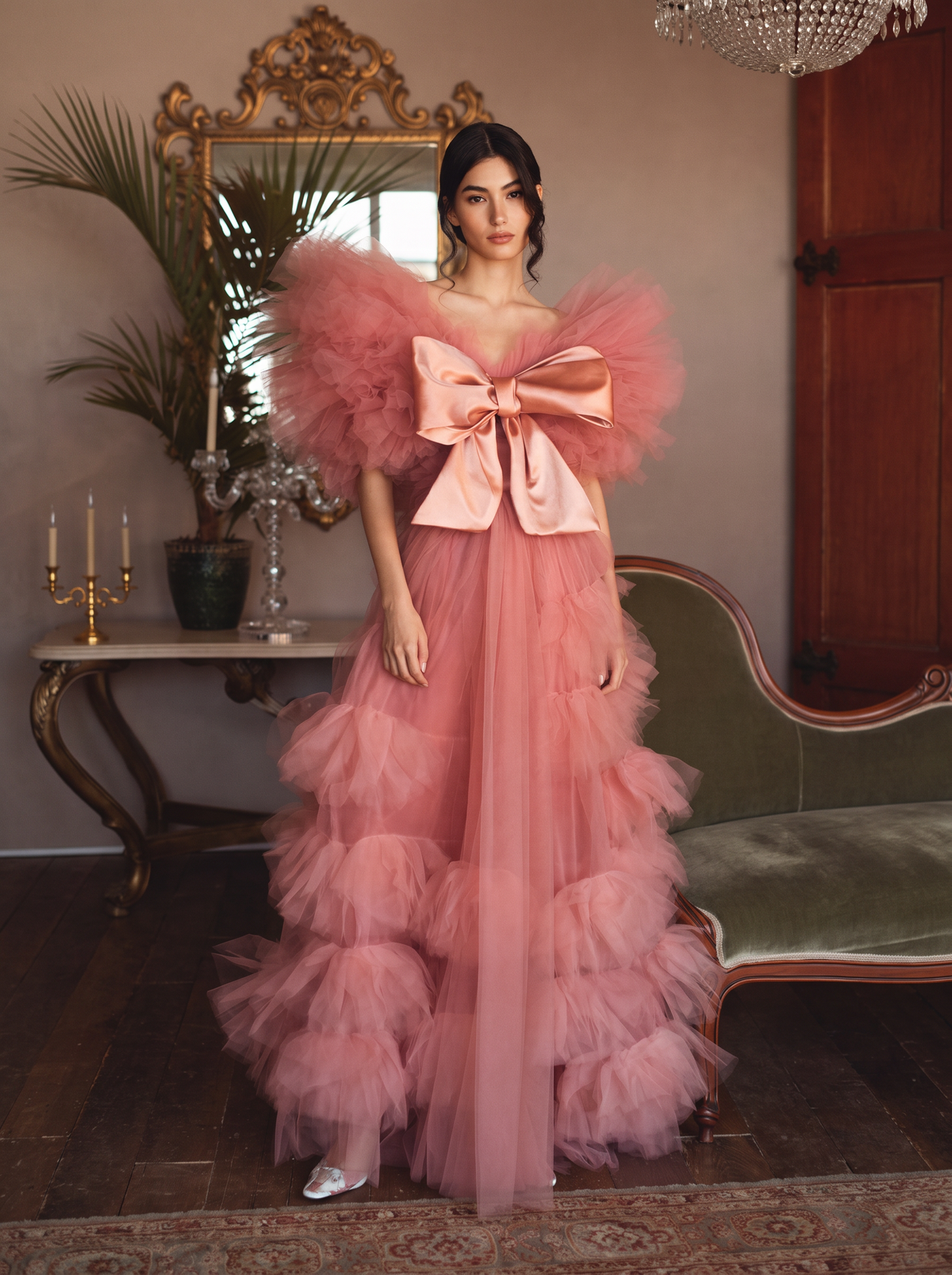 Vestido con lazo a capas