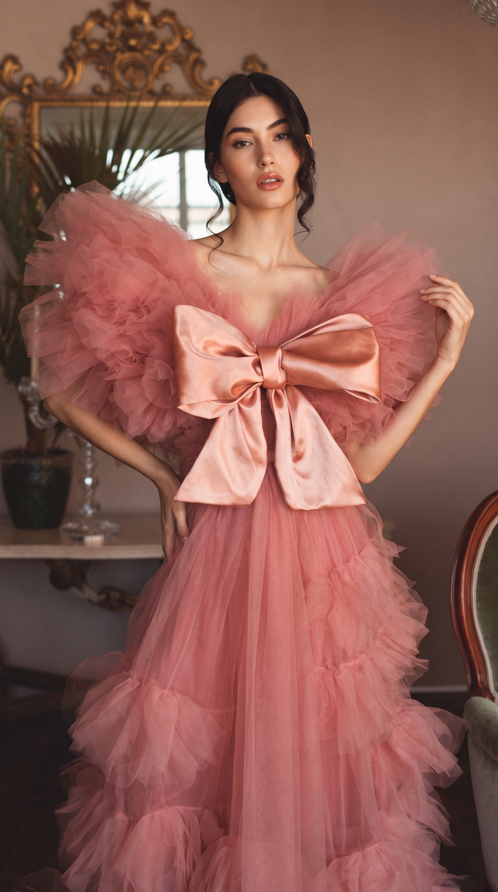 Vestido con lazo a capas